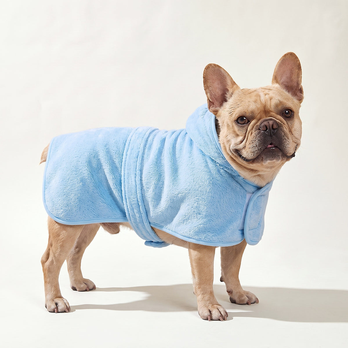 Side view of the drying coat with belly belt