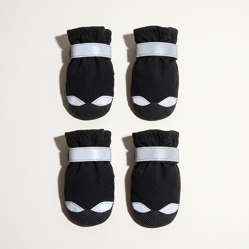 Set of four black reflective winter dog boots